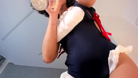 A girl from your  dreams online show from 12.28.24