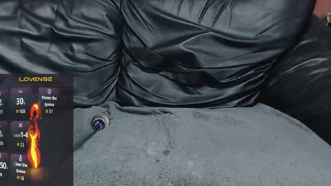 Bencrow online show from 10.17.25