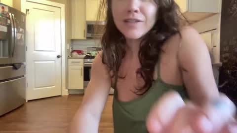 bendlikebecks online show from 11.26.25