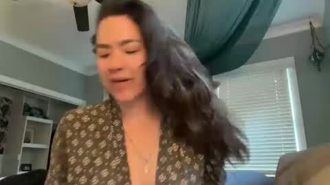 Snapshot of bendlikebecks chatting on 03.25.26 bendlikebecks online show from 03.25.26