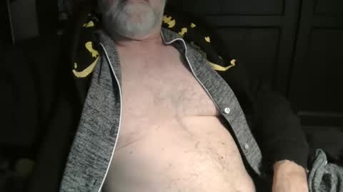 Snapshot of bendrinkin chatting on 12.08.24 bendrinkin online show from 12.08.24