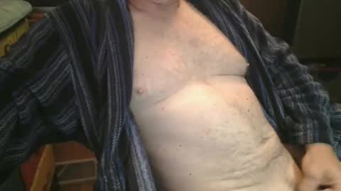 Snapshot of bendrinkin chatting on 10.06.25 bendrinkin online show from 10.06.25