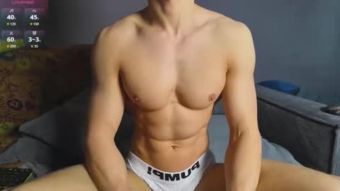 Snapshot of benjaminbond chatting on 10.23.25 benjaminkarl02 online show from 10.23.25