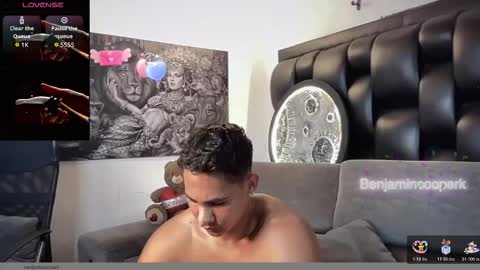 Snapshot of benjamincooperk1 chatting on 10.22.25 benjamincooperk online show from 10.22.25