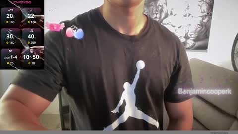 Snapshot of benjamincooperk1 chatting on 10.28.25 benjamincooperk online show from 10.28.25