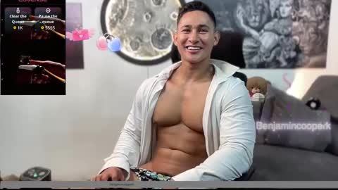 Snapshot of benjamincooperk1 chatting on 11.13.25 benjamincooperk online show from 11.13.25