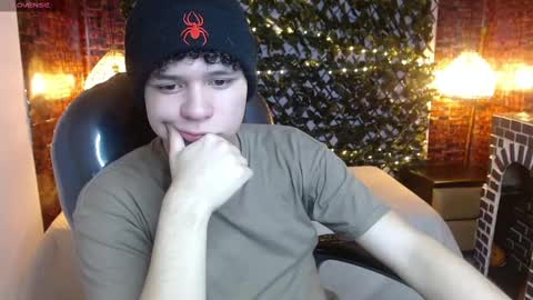 BENJAMIN online show from 12.08.24