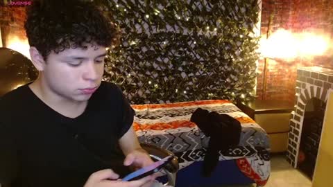 BENJAMIN online show from 01.11.25
