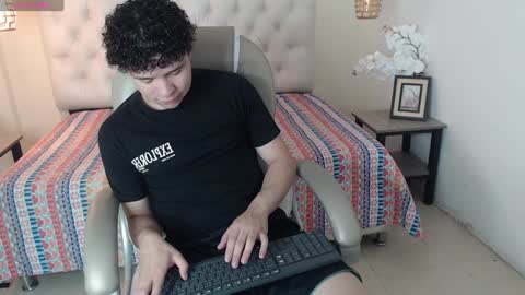 BENJAMIN online show from 02.02.25
