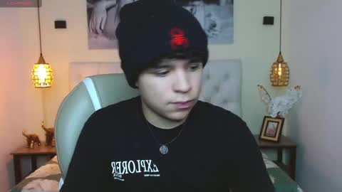 BENJAMIN online show from 02.18.25