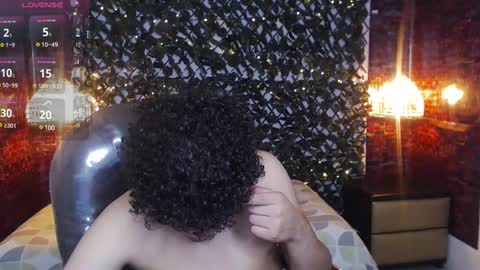 BENJAMIN online show from 03.12.25