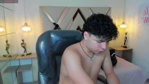 BENJAMIN online show from 09.11.25