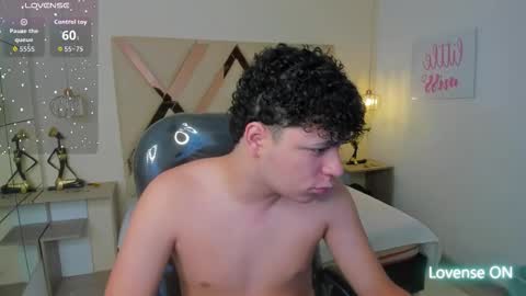 Snapshot of benjamintwink1 chatting on 11.10.25 BENJAMIN online show from 11.10.25