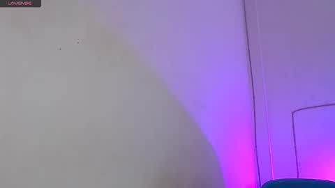 Snapshot of benji_hoter chatting on 10.11.25 Benji Hoter online show from 10.11.25