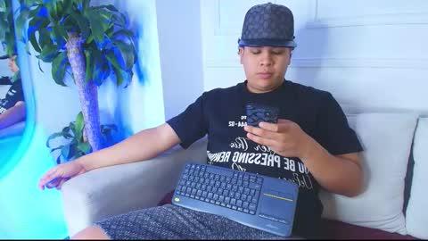 bennett_alejoo online show from 10.09.25