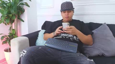 bennett_alejoo online show from 10.15.25