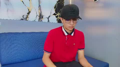 Snapshot of benny_mikll chatting on 06.18.26 Benny online show from 06.18.26
