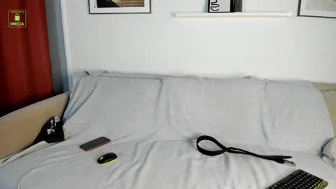 Snapshot of benny_powell chatting on 10.21.25 Benny online show from 10.21.25