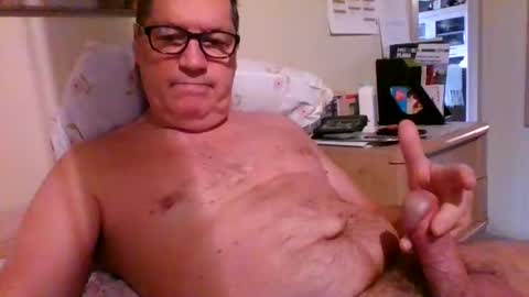 bennybutterfly007 online show from 02.18.25