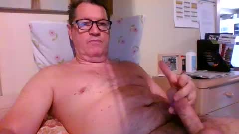 bennybutterfly007 online show from 03.10.25