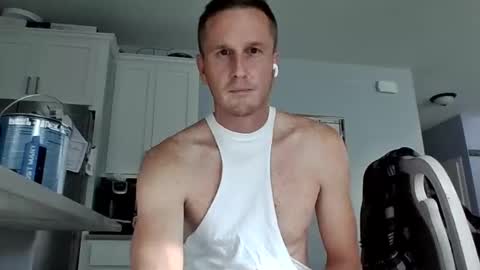 Snapshot of bennyc04041987 chatting on 10.29.25 BennyC online show from 10.29.25