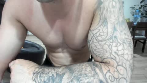 Snapshot of benthebodybuilder chatting on 12.10.24 Ben Braxton online show from 12.10.24