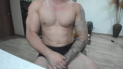 Snapshot of benthebodybuilder chatting on 12.12.24 Ben Braxton online show from 12.12.24