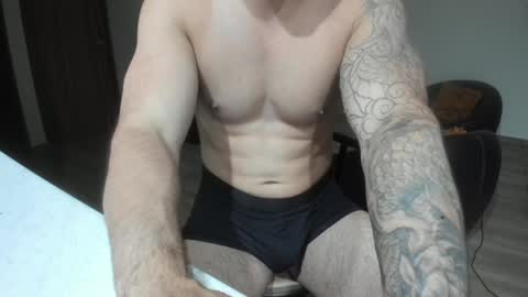 Snapshot of benthebodybuilder chatting on 12.15.24 Ben Braxton online show from 12.15.24