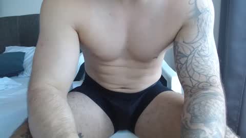 Snapshot of benthebodybuilder chatting on 01.29.25 Ben Braxton online show from 01.29.25