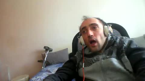 bentish online show from 12.20.25