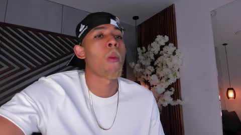 bento_fox online show from 12.04.25