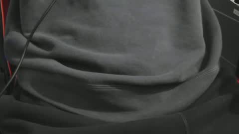 Snapshot of benx12123 chatting on 02.26.25 benx12123 online show from 02.26.25