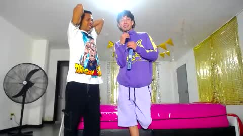 Snapshot of benz_boys chatting on 02.23.25 benz boys online show from 02.23.25