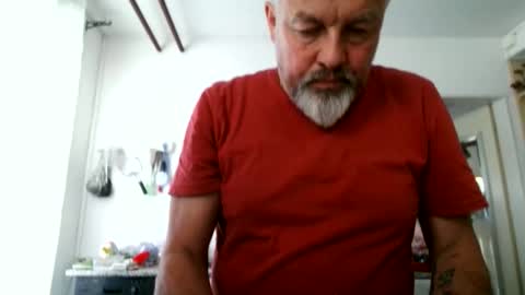 Snapshot of berg_boy chatting on 04.07.26 Martin online show from 04.07.26