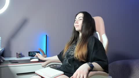 BeriesNiks online show from 01.15.25