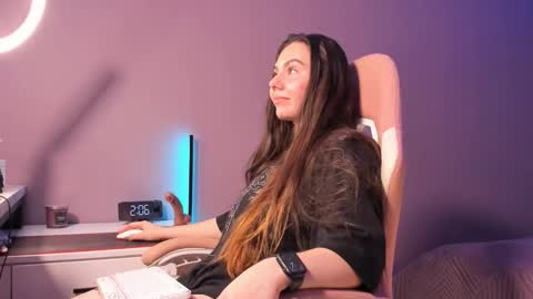 BeriesNiks online show from 11.02.25