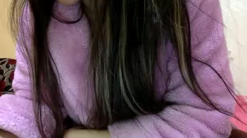 Snapshot of bermudatriangle12 chatting on 01.10.25 tixxie online show from 01.10.25