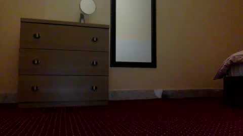 Snapshot of bermudatriangle12 chatting on 03.08.25 tixxie online show from 03.08.25