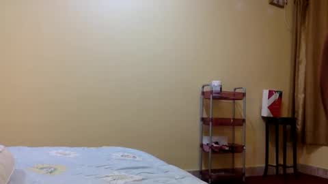 Snapshot of bermudatriangle12 chatting on 10.14.25 tixxie online show from 10.14.25