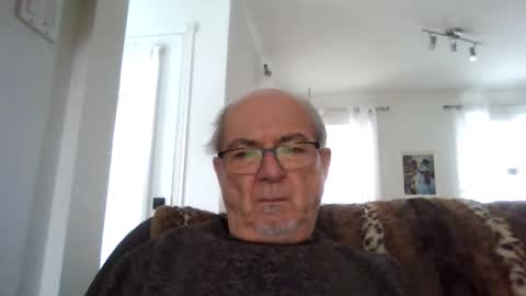 bernard1102 online show from 01.02.25