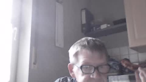 Snapshot of bernie6004 chatting on 07.10.26 bernie6004 online show from 07.10.26