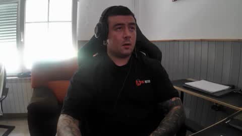 Snapshot of berto3389 chatting on 06.01.26 berto3389 online show from 06.01.26