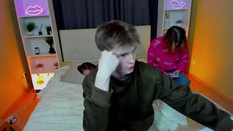 Danny and Kira online show from 03.01.25