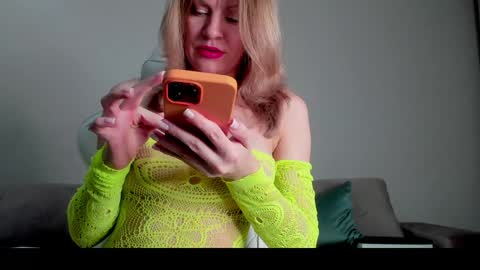 Rita I will online 14 December  online show from 12.19.24