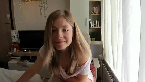 Vicky   online show from 04.15.26