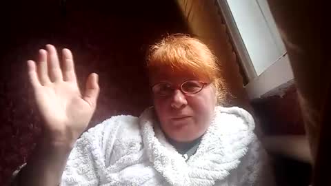Snapshot of bestiasoftness chatting on 09.28.25 BestiaSoftness online show from 09.28.25