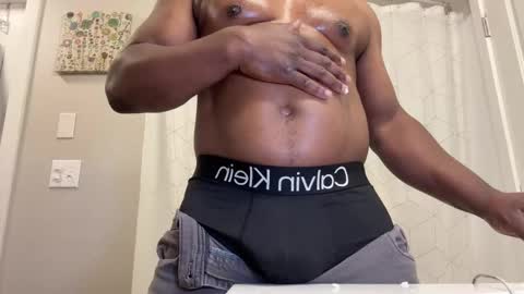 Snapshot of bestkeptsecre_t chatting on 10.03.25 bestkeptsecre t online show from 10.03.25