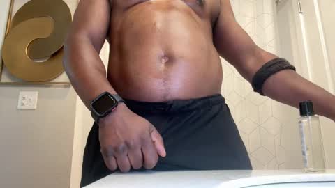 Snapshot of bestkeptsecre_t chatting on 10.27.25 bestkeptsecre t online show from 10.27.25