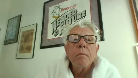 Snapshot of bestshot1951 chatting on 06.26.26 bestshot1951 online show from 06.26.26