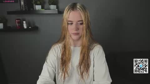 Snapshot of betany_fokss chatting on 06.25.26 Bella Schedule GMT2 Mon Tue Wed Thu Fri Sat Sun 8 am from 2pm online show from 06.25.26